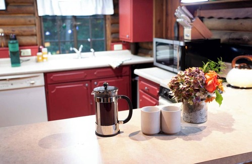 Saugatuck Cabina | This cabin is a 2 bedroom(s), 1.5 bathrooms, located in Saugatuck, MI.