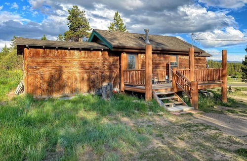 Grand Lake Cabina | This cabin is a 3 bedroom(s), 2 bathrooms, located in Grand Lake, CO.