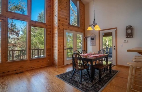Marble Cabina | Beautiful, quiet & secluded 3 Bedroom 3.5 Bath country cabin in Cherokee County, NC