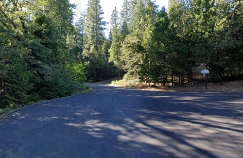 Sonora Alquiler De RV | Luxurious Accommodations provides the ultimate experience at 1-A Forest Lake Rd.