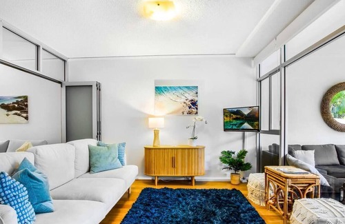 Bulimba Apartamento | 2BR Study Oasis in Beautiful Bulimba