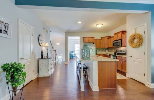 West Meade Condominio | This condominium is a 0 bedroom(s), 3 bathrooms, located in Nashville, TN.