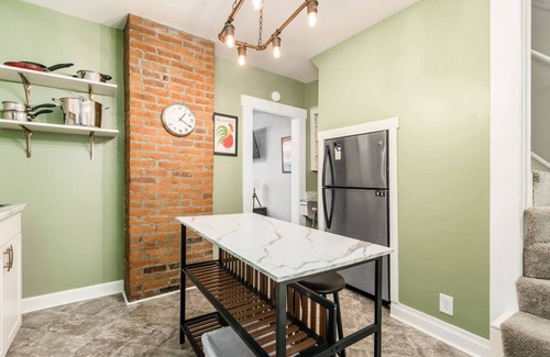 German Village Cabaña | This cottage is a 1 bedroom(s), 1 bathrooms, located in Columbus, OH.