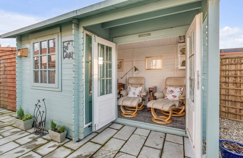 Norwich Cabaña | This cottage is a 2 bedroom(s), 1.5 bathrooms, located in Norwich, Norfolk.
