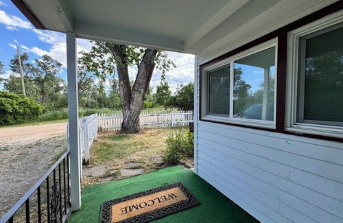 Sheridan Cabaña | This cottage is a 2 bedroom(s), 1 bathrooms, located in Bighorn, WY.