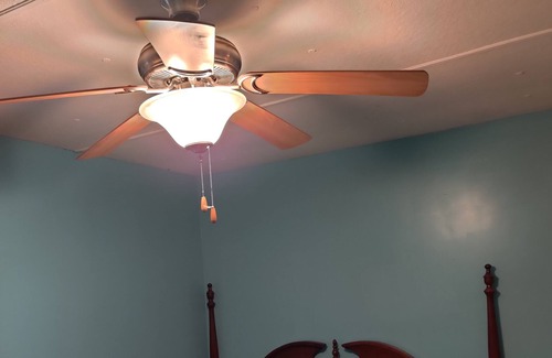 Hernando Casa | This country home holds 7 people, perfect for a large family!