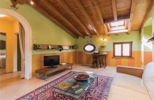 Castellaro Lagusello Apartamento | Alojamiento de 2 habitaciones en Castellaro Lagusello