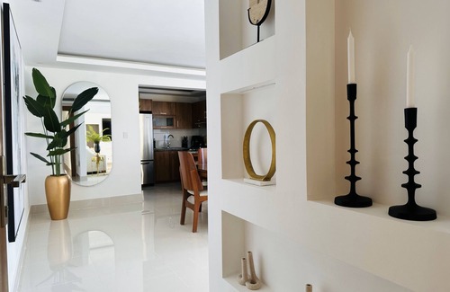 Gregorio Luperon Apartamento | This apartment is a 3 bedroom(s), 2 bathrooms, located in Santiago De Los Caballeros, Santiago.