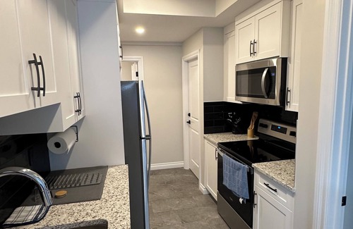 Southwest Calgary Casa | This fully furnish 2bedroom and a full bath gives you cozy & relaxing experience