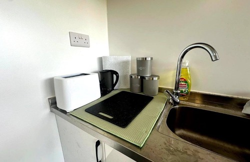 Coleraine Apartamento | This dome house is a 1 bedroom(s), 1 bathrooms, located in Causeway Coast and Glens, Northern Ireland.