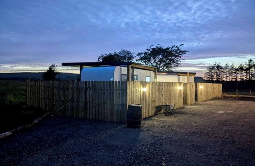 Coleraine Apartamento | This dome house is a 1 bedroom(s), 1 bathrooms, located in Causeway Coast and Glens, Northern Ireland.