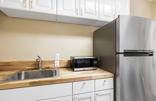Circle C Ranch Casa | This guest house is a 2 bedroom(s), 1.5 bathrooms, located in Austin, TX.