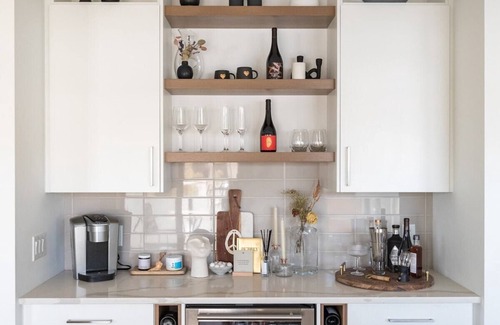 South Central Casa | This house is a 2 bedroom(s), 2.5 bathrooms, located in Kelowna, BC.