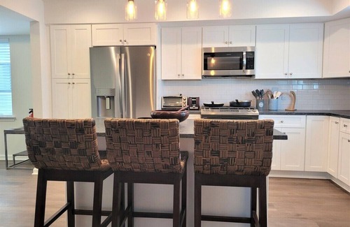 Asbury Park Casa | This house is a 3 bedroom(s), 2.5 bathrooms, located in Asbury Park, NJ.