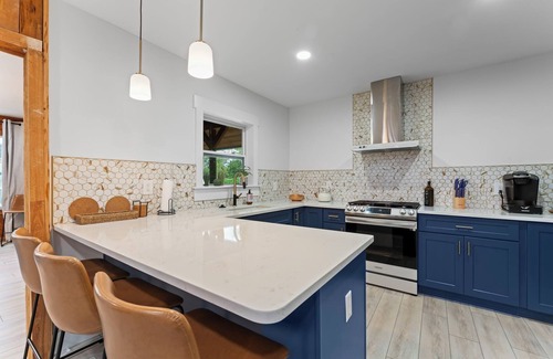 Orange Park Casa | This house is a 3 bedroom(s), 3 bathrooms, located in Orange Park, FL.