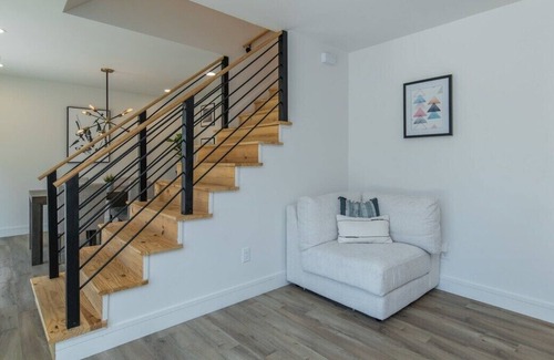 Lexington Casa | This house is a 3 bedroom(s), 2 bathrooms, located in Lexington, KY.