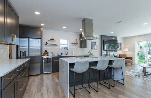 Lexington Casa | This house is a 3 bedroom(s), 2 bathrooms, located in Lexington, KY.