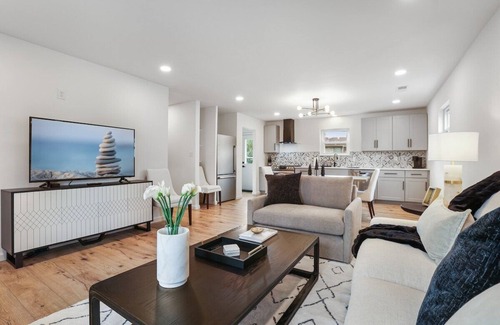 Lexington Casa | This house is a 3 bedroom(s), 1 bathrooms, located in Lexington, KY.