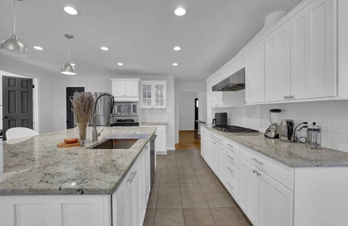 Chamblee Casa | This house is a 3 bedroom(s), 2 bathrooms, located in Chamblee, GA.