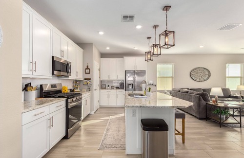 Buckeye Casa | This house is a 3 bedroom(s), 2 bathrooms, located in Buckeye, AZ.