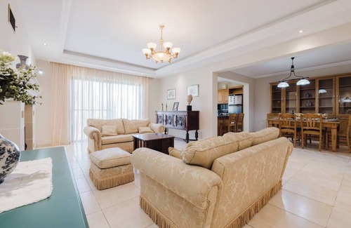 Mellieħa Heights Casa | This house is a 3 bedroom(s), 2.5 bathrooms, located in Il-Mellieħa, null.