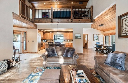 Dogwood Mountain Casa | This house is a 4 bedroom(s), 3 bathrooms, located in Shaver Lake, CA.