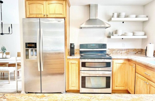 Encinitas Casa | This house is a 4 bedroom(s), 3 bathrooms, located in Encinitas, CA.