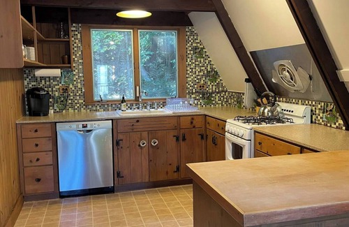 Jamaica Casa | This house is a 4 bedroom(s), 2.5 bathrooms, located in Jamaica, VT.