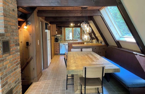 Jamaica Casa | This house is a 4 bedroom(s), 2.5 bathrooms, located in Jamaica, VT.