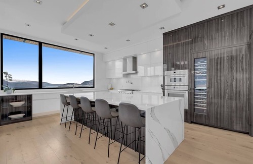 Central Okanagan Casa | This house is a 4 bedroom(s), 3 bathrooms, located in West Kelowna, BC.