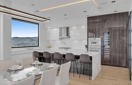 Central Okanagan Casa | This house is a 4 bedroom(s), 3 bathrooms, located in West Kelowna, BC.