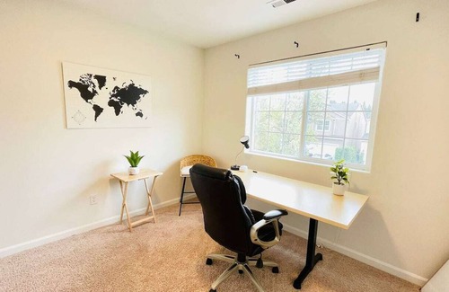 Hillsboro Casa | This house is a 5 bedroom(s), 3 bathrooms, located in Hillsboro, OR.