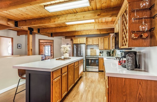 Summit Park Casa | This house is a 5 bedroom(s), 3 bathrooms, located in Park City, UT.
