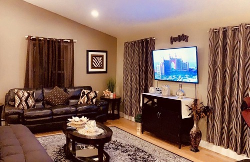 Westbrook Casa | This is a comfortable single house with great private backyard & outside camera