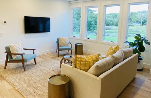 West Ashley Cabaña | This is a large and very private, newly built carriage house with Marsh Views!