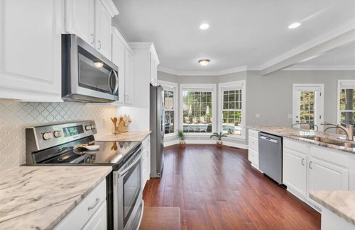Southern Pines Casa | This is it! | Pool | Golf | Convenient to Town