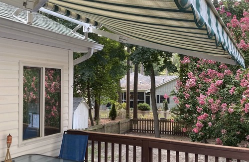 Ocean Pines Casa | This is it!! Rancher central to beaches, pools, golf, casino! Fenced yard, Deck.