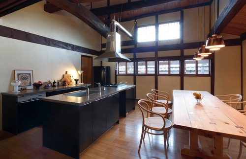 Kyotanabe Casa | This is tea and retreat luxury vacation rent villa in southern part of kyoto.