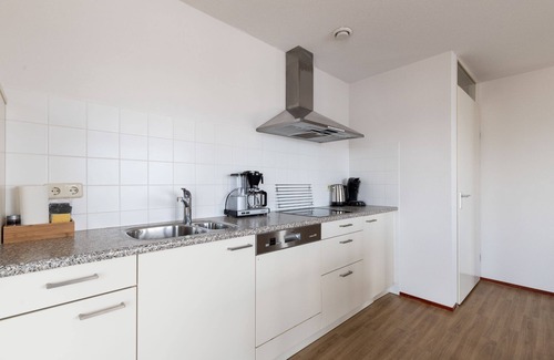 Municipality of Hellevoetsluis Apartamento | This nice 4-pers. corner-apartment on the 1st floor with unique harbor view near the beach.