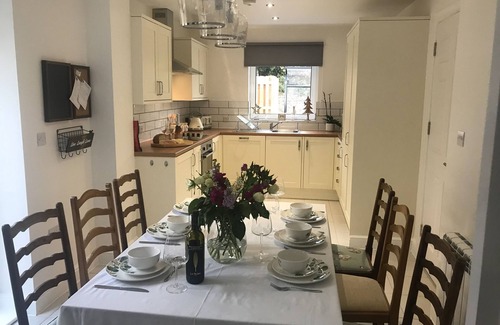 Whitchurch Cabaña | 3 bedroom accommodation in Whitchurch