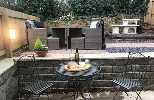 Whitchurch Cabaña | 3 bedroom accommodation in Whitchurch