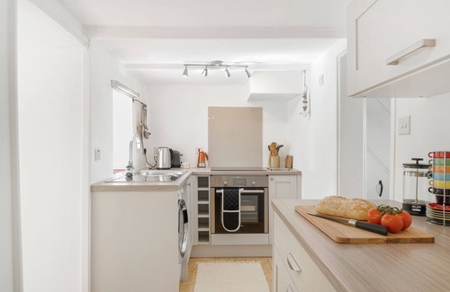 Goldsithney Cabaña | This quaint, charming cottage is perfect for holiday makers looking for an authentic, Cornish getawa