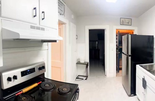 Bamberg County Casa | This quaint & charming home is located in the town of Denmark, South Carolina!