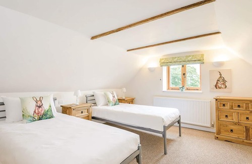 Wisbech Cabaña | 6 bedroom accommodation in Three Holes, Nr Downham Market