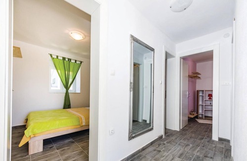 Velim Casa | Alojamiento de 3 habitaciones en Nadin