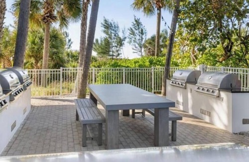 Marco Island Villa | THIS WEEK.. 12-19 12-22! Marco Island Crystal Shores 2 BR villa. DISCOUNTED!!!