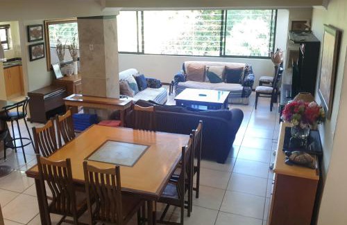 Scottburgh Casa | Thiseldoo Holiday Home
