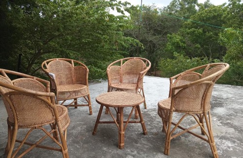 Maha Vilachchiya Hotel | Thissawewa reach