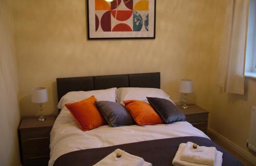Red Lodge Casa | Thistle Cottage