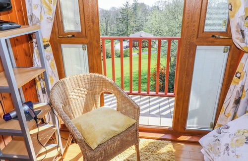 Sandyhills Cabaña | THISTLE DUBH ("DOO"), pet friendly, with a garden in Sandyhills
